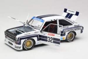 Ford Escort II RS1800 #32 K. Ludwig Nürburgring Winner 1976 Minichamps 1:18 100768432 メタル - 画像 2/8