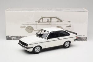 Ford Escort Mk2 RS 2000 LHD ホワイト Minichamps 1:18 150084300 メタル - 画像 8/8