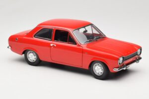Ford Escort Mk1 Street レッド Minichamps 1:18 100081001 メタル - 画像 6/8
