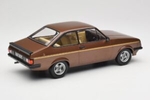 Ford Escort Mk2 RS 2000 Brown Metallic MCG 1:18 MCG18530 メタル - 画像 2/6
