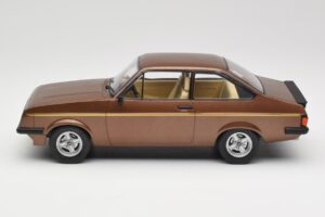 Ford Escort Mk2 RS 2000 Brown Metallic MCG 1:18 MCG18530 メタル - 画像 3/6