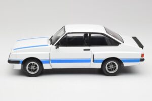 Ford Escort Mk2 RS 2000 X-Pack Diamond ホワイト & ブルー Stripe MCG 1:18 MCG18350 メタル - 画像 3/6