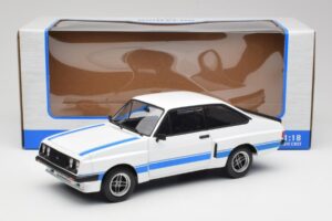 Ford Escort Mk2 RS 2000 X-Pack Diamond ホワイト & ブルー Stripe MCG 1:18 MCG18350 メタル - 画像 6/6