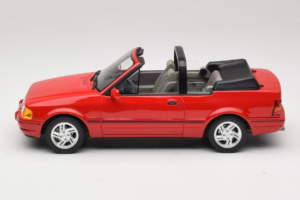 Ford Escort Mk4 XR3i カブリオレ Flamenco Red Otto 1:18 OT1254 レジン - 画像 3/6