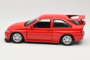 Ford Escort Mk5 RS Cosworth レッド UT Models 1:18 180082102 メタル - 画像 4/8