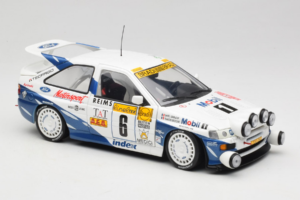 Ford Escort RS Cosworth Mobil 1 #6 F. Delecour / D. Grataloup Rally Monte Carlo Night Version Winner 1994 UT Models 1:18 3945 - 画像 6/8