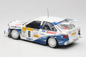 Ford Escort RS Cosworth Mobil 1 #6 F. Delecour / D. Grataloup Rally Monte Carlo Night Version Winner 1994 UT Models 1:18 3945 - 画像 7/8