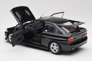 Ford Escort RS Cosworth Black Metallic Minichamps 1:18 150089020 メタル - 画像 5/8