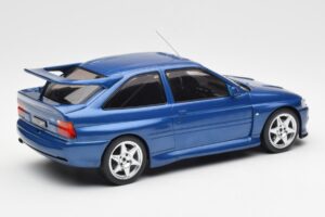 Ford Escort RS Cosworth ブルー IXO 1:18 18CMC180 メタル - 画像 2/6