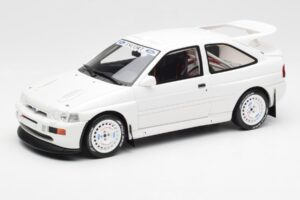 Ford Escort RS Cosworth Group A ホワイト Otto 1:18 OT1025 レジン