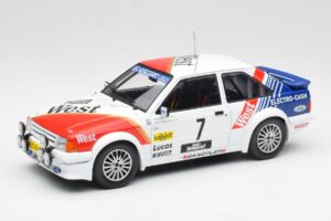 Ford Escort RS Turbo #7 Lotto Haspengouw Rally 1985 MCG 1:18 MCG18421 メタル