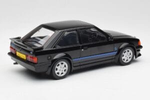Ford Escort RS Turbo プリンセスダイアナ プライベートカー ブラック MCG 1:18 MCG18420 メタル - 画像 2/6