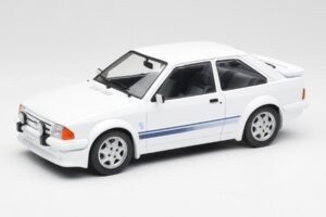Ford Escort RS Turbo ホワイト MCG 1:18 MCG18419 メタル
