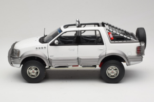 Ford Expedition Himalaya White AUTOart 1:18 72781 メタル - 画像 4/8