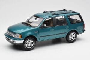 Ford Expedition XLT グリーンメタリック UT Models 1:18 22717 メタル