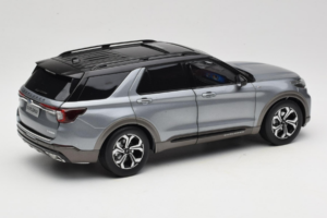 Ford Explorer グレー OEM 1:18 FORD2020 メタル - 画像 3/8