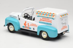 Ford F-1 Howard Johnson's Ice Cream Road Signature 1:18 92229 メタル - 画像 5/6