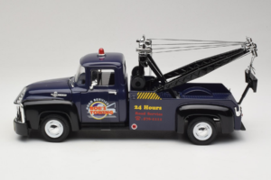 Ford F-100 トーイングトラック Bob's Towing Welly 1:18 19834-W メタル - 画像 3/6