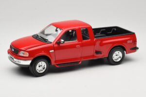 Ford F-150 Flareside SuperCab レッド Mira 1:18 6217 メタル