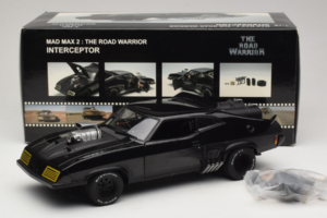 Ford Falcon XB Interceptor Mad Max 2 The Road Warrior AUTOart 1:18 72745 メタル - 画像 8/8