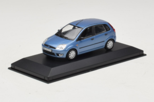 Ford Fiesta Mk5 4-Door ライトブルー Minichamps 1:43 FIESTA002 メタル - 画像 2/4