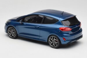 Ford Fiesta Mk8 ST ブルー DNA 1:18 DNA000092 レジン - 画像 5/6
