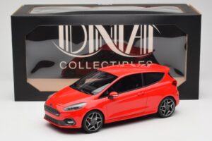 Ford Fiesta Mk8 ST レッド DNA 1:18 DNA000093 レジン - 画像 6/6