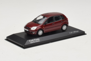 Ford Fiesta Mk5 レッド メタリック Minichamps 1:43 400081101 メタル - 画像 2/4