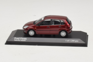 Ford Fiesta Mk5 レッド メタリック Minichamps 1:43 400081101 メタル