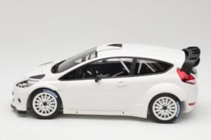 Ford Fiesta RS WRC Street Mk7 ホワイト Minichamps 1:18 151110890 メタル - 画像 3/6