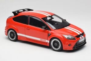 Ford Focus RS LM Classic Edition Race Red 1967 Ford Mk IV Tribute Minichamps 1:18 100080067 メタル - 画像 6/8