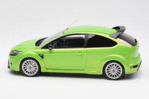 Ford Focus RS Mk2 グリーン Otto 1:18 OT381 レジン - 画像 3/6