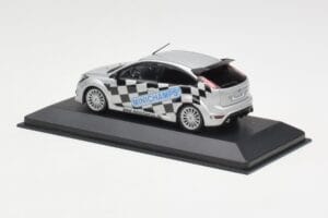 Ford Focus RS Mk2 Toy Fair Nuremberg 2010 Minichamps 1:43 403088105 メタル - 画像 3/4