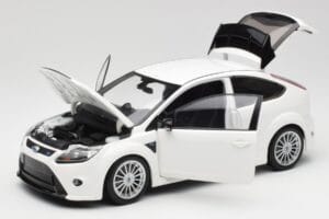 Ford Focus RS Mk2 ホワイト Minichamps 1:18 100080002 メタル - 画像 2/8