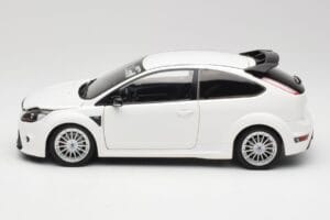 Ford Focus RS Mk2 ホワイト Minichamps 1:18 100080002 メタル - 画像 4/8