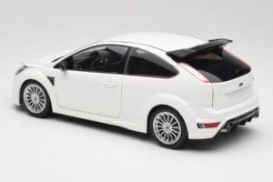 Ford Focus RS Mk2 ホワイト Minichamps 1:18 100080002 メタル - 画像 7/8