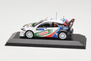 Ford Focus RS WRC #7 M. Martin / M. Park Winner Rally Catalunya 2004 Minichamps 1:43 400048497 メタル