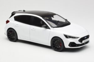 Ford Focus ST Mk4 フローズンホワイト MCG 1:18 MCG18453 メタル - 画像 4/6