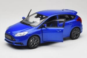 Ford Focus ST Mk2 Blue Metallic Minichamps 1:18 110082001 メタル - 画像 2/8