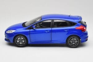 Ford Focus ST Mk2 Blue Metallic Minichamps 1:18 110082001 メタル - 画像 4/8