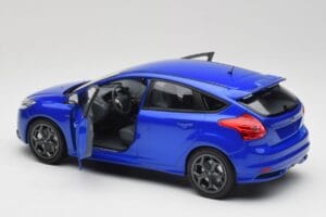 Ford Focus ST Mk2 Blue Metallic Minichamps 1:18 110082001 メタル - 画像 5/8
