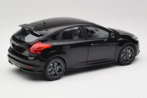 Ford Focus ST Mk2 Panther Black Metallic Minichamps 1:18 110082000 メタル - 画像 3/8