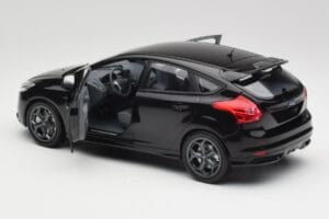 Ford Focus ST Mk2 Panther Black Metallic Minichamps 1:18 110082000 メタル - 画像 5/8