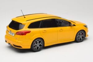 Ford Focus ST Turnier Mk3 イエロー MCG 1:18 MCG18464 メタル - 画像 2/6