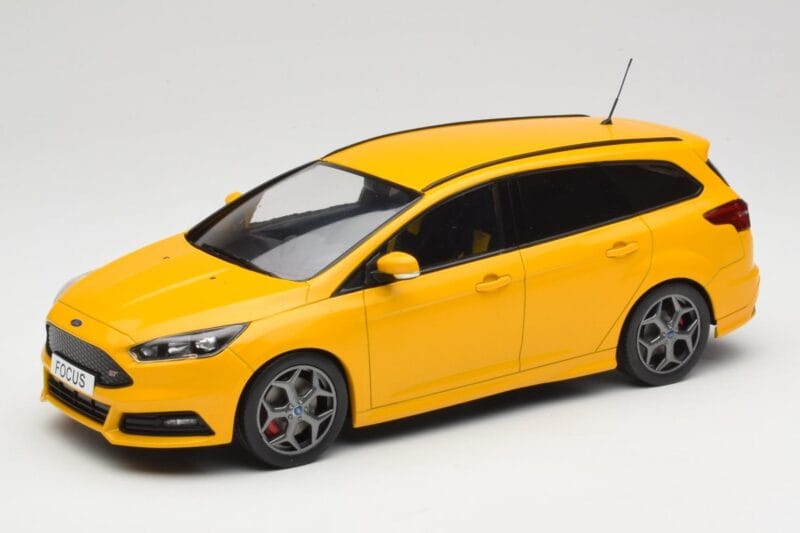 Ford Focus ST Turnier Mk3 イエロー MCG 1:18 MCG18464 メタル