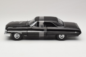 Ford Galaxie 500 Men in Black 3 Movie GreenLight 1:18 15301 メタル - 画像 3/6