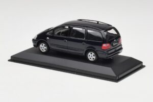 Ford Galaxy Mk1 ブルー Minichamps 1:43 430089501 メタル - 画像 3/4