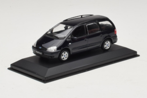 Ford Galaxy Mk2 ブラック Minichamps 1:43 GALAXY002 メタル - 画像 2/4