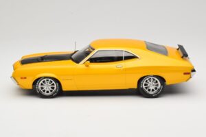 Ford Gran Torino Sport イエロー IXO 1:18 18CMC186 メタル - 画像 3/6