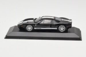 Ford GT ブラック Minichamps 1:43 400084204 メタル
